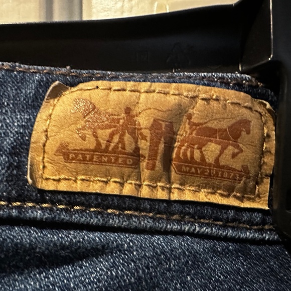 Vintage Levi's Too Superlow 524 Boot Cut Dark Wash Jeans Size 3L - Picture 6 of 7